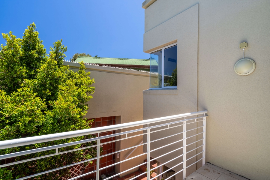 4 Bedroom Property for Sale in Glencairn Heights Western Cape